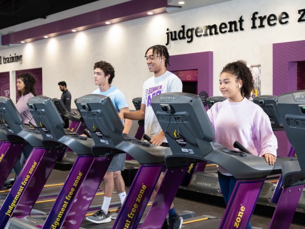 SCHOOL’S OUT, THE GYM IS IN: PLANET FITNESS KICKS OFF HIGH SCHOOL SUMMER PASS TODAY AND ANNOUNCES A PARTNERSHIP WITH ACTOR, SINGER, AND SONGWRITER MCKENNA&nbsp;GRACE